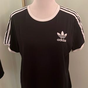 Adidas Top